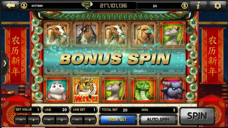 Chinese New Year slot bet controls and spin button on Live22